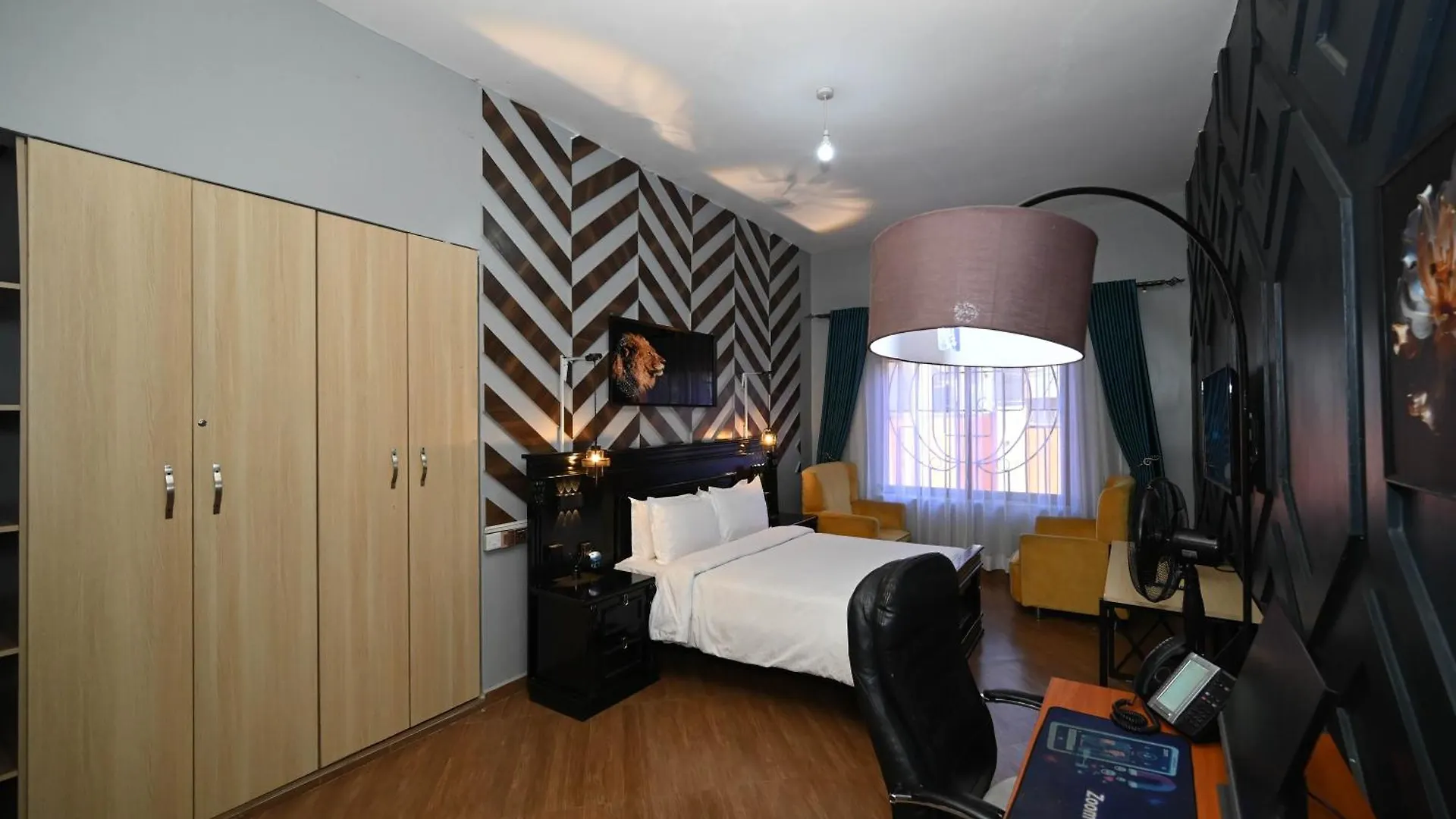 Cascade Cove Kampala -Jacuzzi - Gazebo With Fountain Βίλα